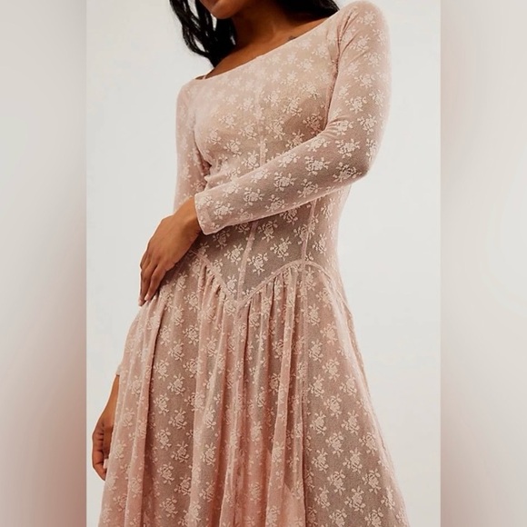 Free People Dresses & Skirts - Free People Lace Slip Dress “DIAL FOR DRAMA” NWT SIZE - LARGE